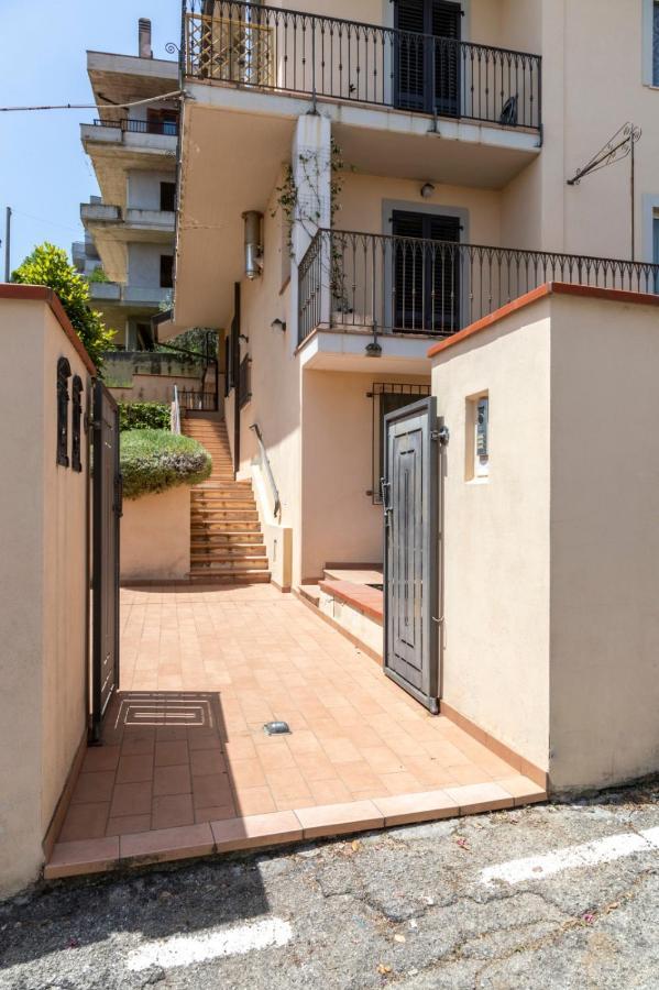 Casa Rubini Apartment Teramo Luaran gambar
